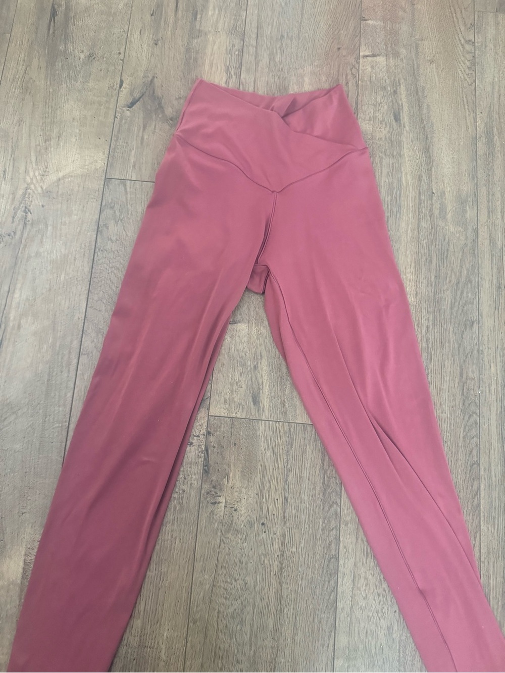 Aerie Rose-Mauve High-Rise crossover Leggings